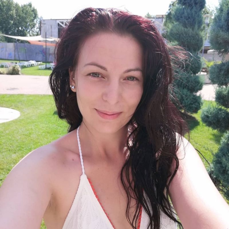 hungarian bride