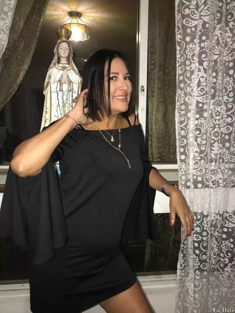 Olena, 54