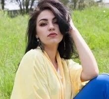 Albina, 27