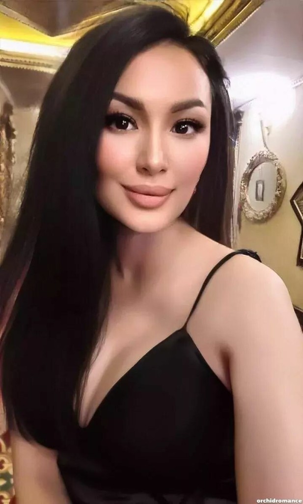 Tatiana, 39