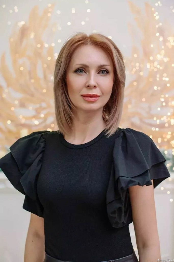 Irina, 40