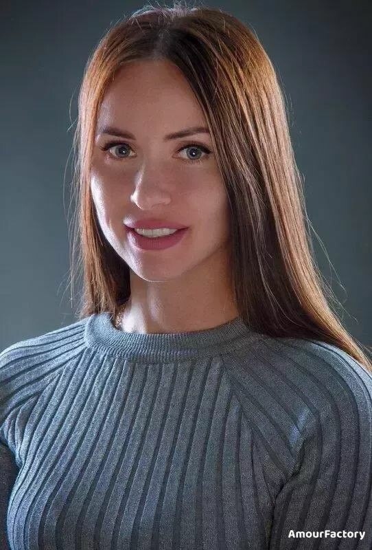 Maria, 34
