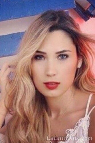 Luisa, 31