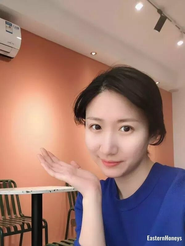 Binbin Profile image 2