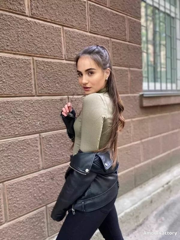 Irina, 21