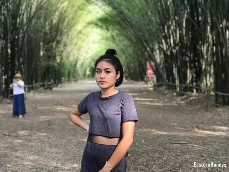 Araya, 25