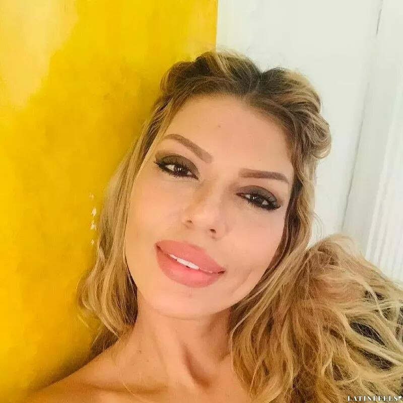 Valentina Profile image 3