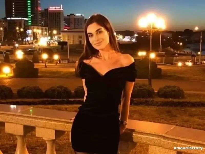 Anzhalika, 25